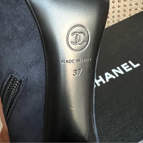 CHANEL Mark Suede Ankle Boots | G30104 | Navy & Black | Size 37 - Picture 8 of 10